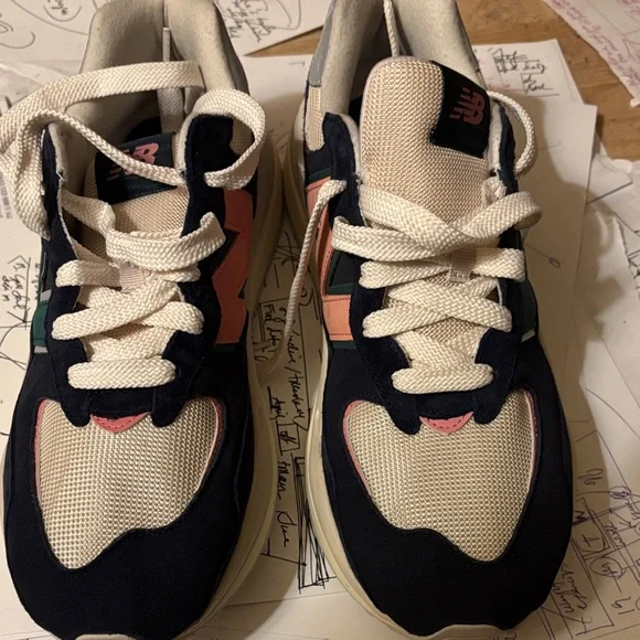 New— NB Lunar New Year Eclipse 57/40  - *New* Immaculate Condition - Picture 3 of 11